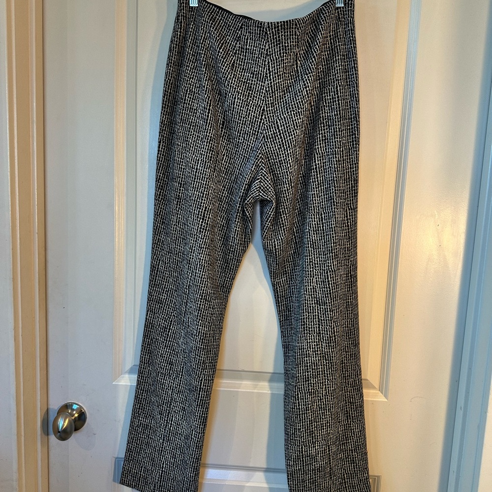 Giorgio Armani Black & White Check Virgin Wool Pleated Trouser Pants, Size 44 - Picture 4 of 7